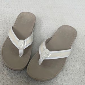 Vionic sandals